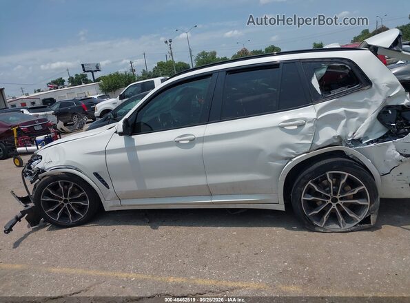 5UXTY3C09M9F22891 2021 BMW X3 White 360 interior view