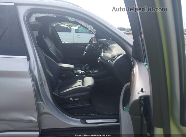 5UXTY5C01M9E20738 2021 BMW X3 Silver Vista interior delantera