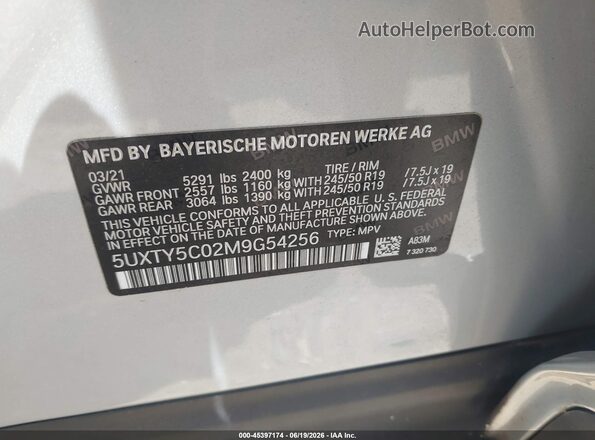 5UXTY5C02M9G54256 2021 BMW X3 Silver ძრავის განყოფილების ხედი