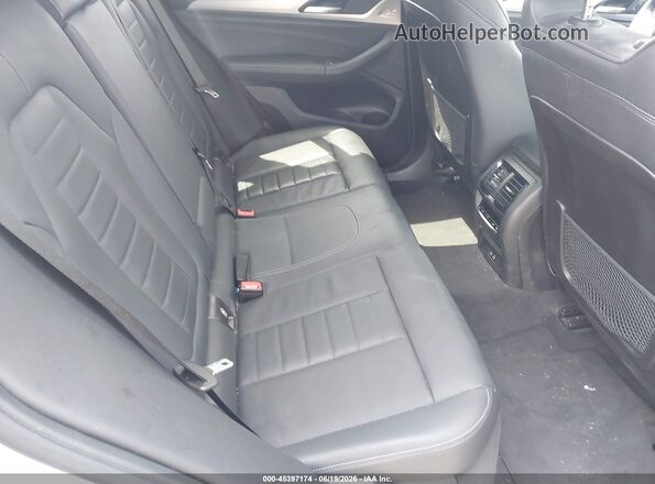 5UXTY5C02M9G54256 2021 BMW X3 Silver VIN კოდის სტიკერის ხედი