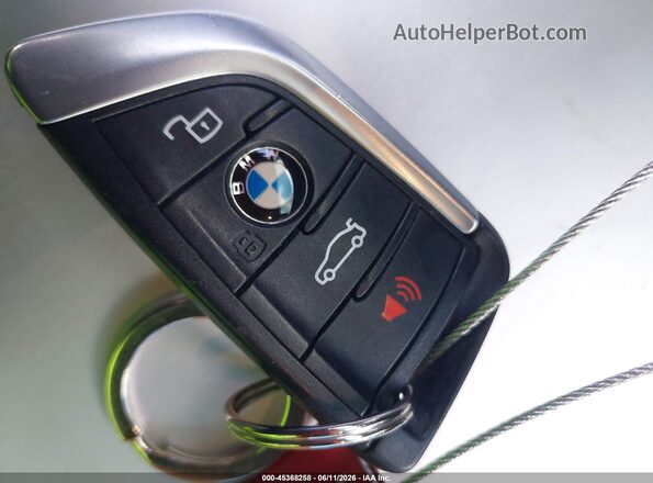5UXTY5C03L9D18680 2020 BMW X3 Blue Вид панелі приладів