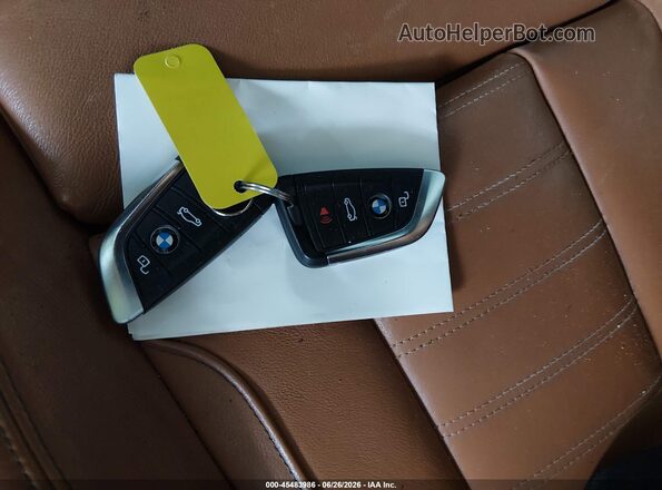 5UXTY5C05M9G03690 2021 BMW X3 Blue Vista del salpicadero