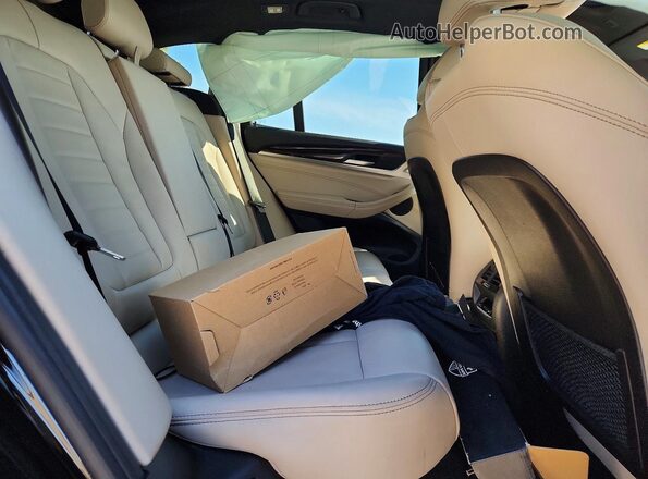 5UXTY5C05M9G31330 2021 BMW X3 Черный Вид задней части салона