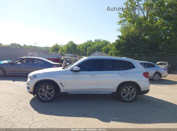 5UXTY5C06M9H33977 2021 BMW X3 Белый Панорамный вид салона 360°