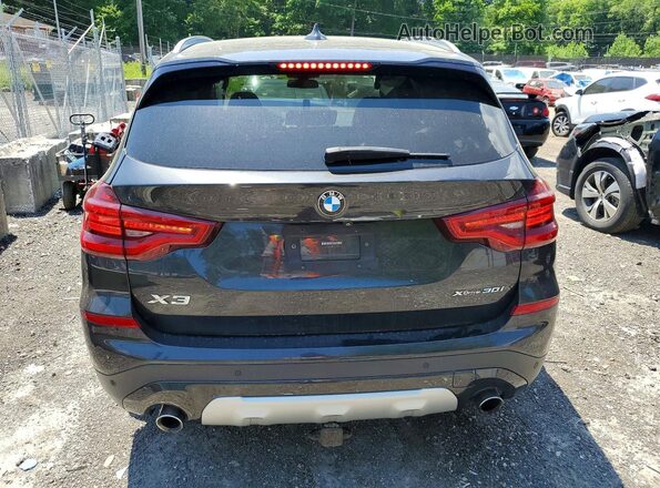 5UXTY5C07L9B01181 2020 BMW X3 Black უკანა ხედი