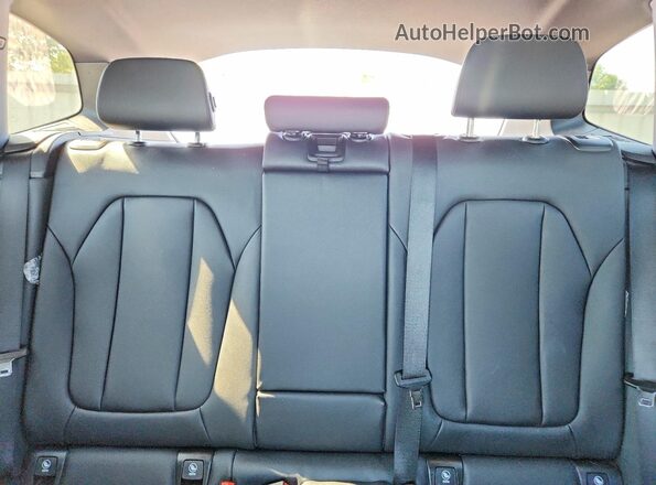 5UXTY5C07L9D33599 2020 BMW X3 Gray Հետևի նստատեղերի տեսք