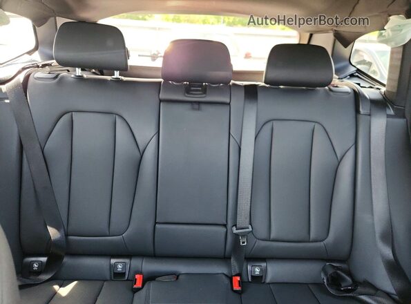 5UXTY5C08L9C04223 2020 BMW X3 Black Вид задніх сидінь