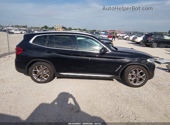 5UXTY5C08M9E71007 2021 BMW X3 Black Սալոնի հետևի տեսք