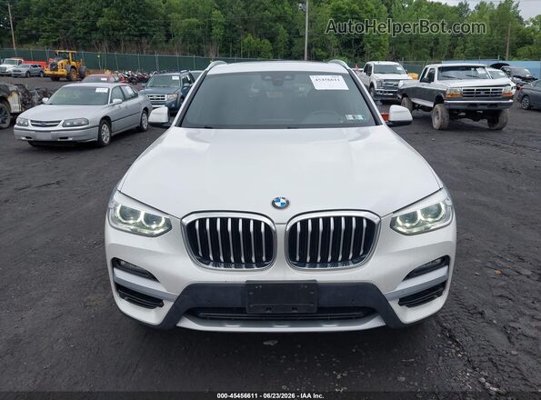 5UXTY5C08M9G84104 2021 BMW X3 White Սարքավորումների վահանակի տեսք