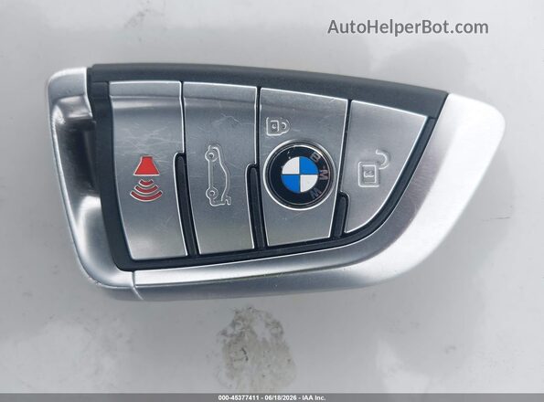 5UXTY5C09LLT32471 2020 BMW X3 White Առջևի վահանակի տեսք