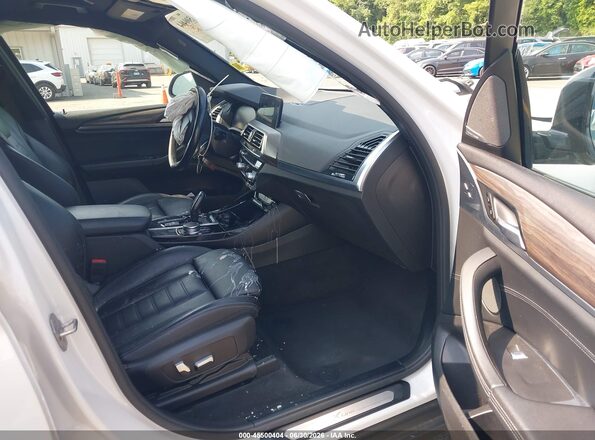 5UXTY5C09M9G88453 2021 BMW X3 White Вид салону спереду