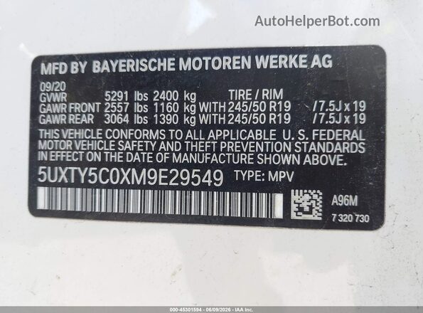 5UXTY5C0XM9E29549 2021 BMW X3 White Շարժիչի բաժամունքի տեսք