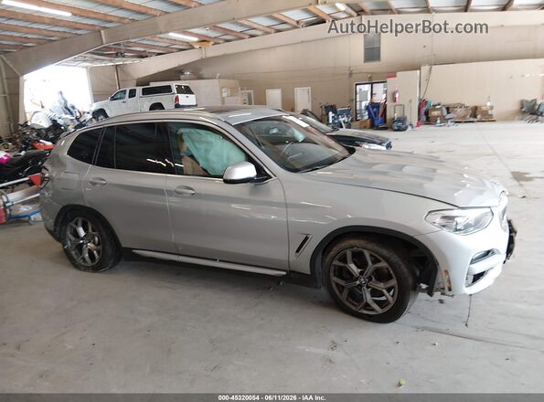 5UXTY5C0XM9G95685 2021 BMW X3 Silver Սալոնի հետևի տեսք