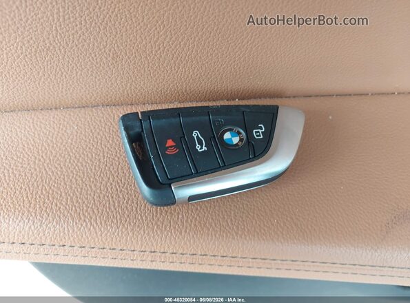 5UXTY5C0XM9G95685 2021 BMW X3 Silver Առջևի վահանակի տեսք