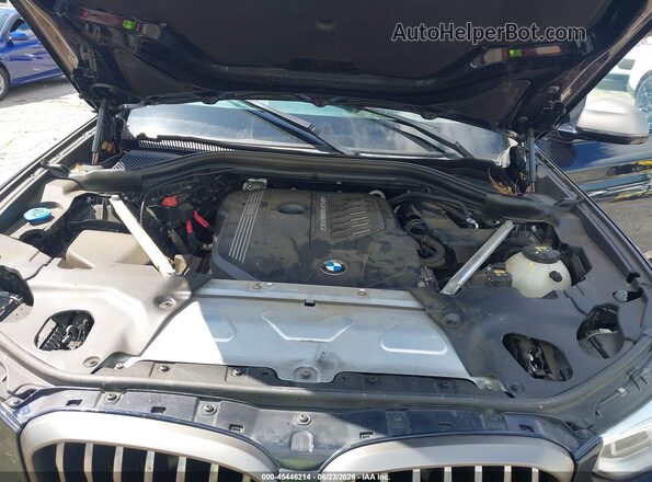5UXTY9C04M9F40086 2021 BMW X3 Black Widok z tyłu