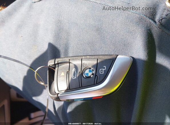 5UXTY9C07L9C03801 2020 BMW X3 White Առջևի վահանակի տեսք