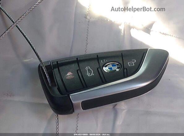 5UXUJ3C50KLG51901 2019 BMW X4 Red Dashboard view