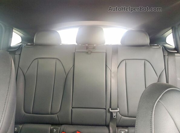 5UXUJ3C50KLG53289 2019 BMW X4 White 