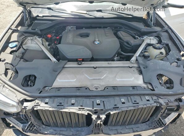 5UXUJ3C58KLG55937 2019 BMW X4 White Vista del compartimento del motor