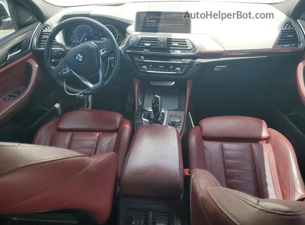 5UXUJ3C58KLG55937 2019 BMW X4 White Vista del salpicadero
