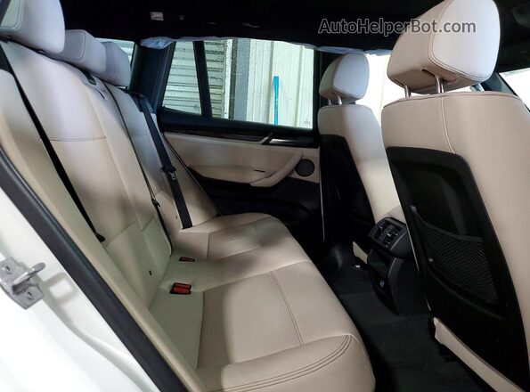 5UXWX7C3XH0U44176 2017 BMW X3 White Rear interior view