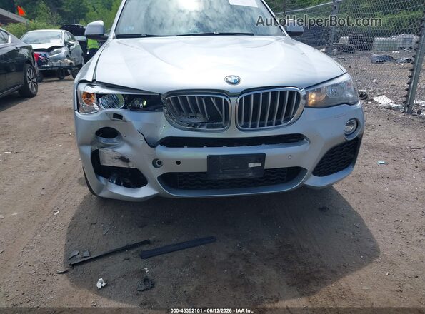5UXWX9C32H0T20866 2017 BMW X3 Silver Widok z przodu