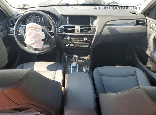 5UXWX9C34H0T19055 2017 BMW X3 Silver Dashboard view
