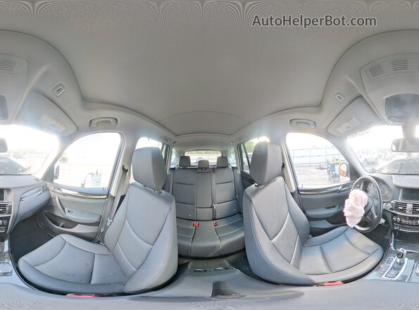 5UXWX9C34H0T19055 2017 BMW X3 Silver 360 interior view