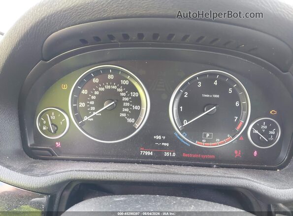 5UXWX9C34H0W67051 2017 BMW X3 Black Vista de los asientos traseros