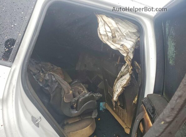 5UXWX9C35H0T18237 2017 BMW X3 Burn Vista interior trasera