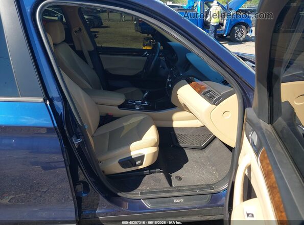 5UXWX9C35H0T20330 2017 BMW X3 Blue Widok wnętrza z przodu