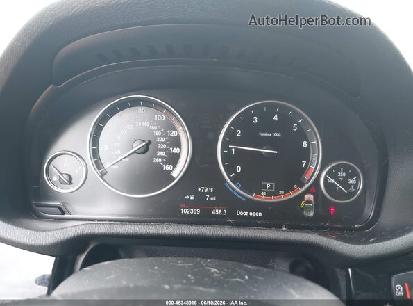5UXWX9C36H0T24922 2017 BMW X3 White Հետևի նստատեղերի տեսք