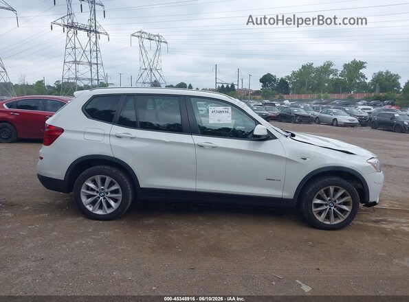 5UXWX9C36H0T24922 2017 BMW X3 White Սալոնի հետևի տեսք