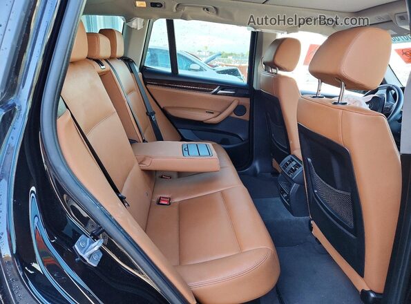 5UXWX9C50H0T01931 2017 BMW X3 Черный Вид задней части салона
