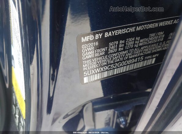 5UXWX9C52G0D89415 2016 BMW X3 Blue Vista del compartimento del motor