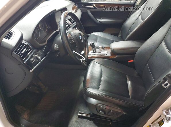5UXWX9C53G0D86877 2016 BMW X3 Белый Вид салона спереди