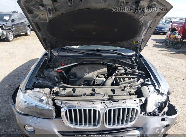 5UXWX9C53H0T09456 2017 BMW X3 Gray Vista trasera