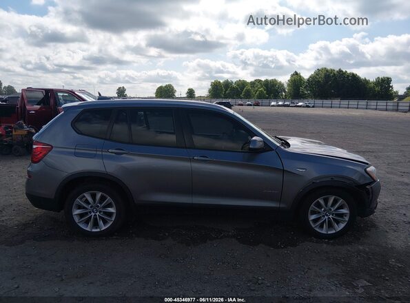 5UXWX9C53H0T09456 2017 BMW X3 Gray Vista interior trasera