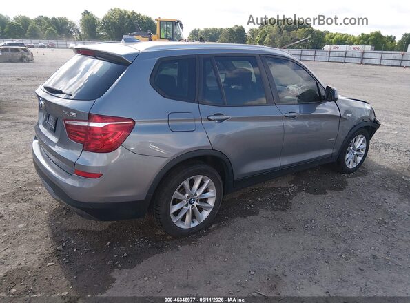 5UXWX9C53H0T09456 2017 BMW X3 Gray Trasero derecho