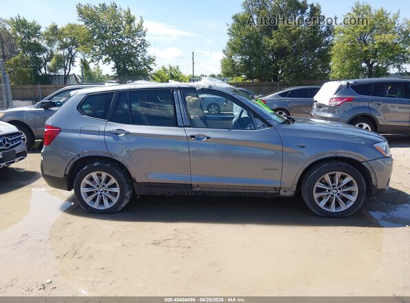 5UXWX9C53H0T11160 2017 BMW X3 Gray Вид задньої частини салону