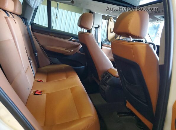 5UXWX9C56G0D81334 2016 BMW X3 White Rear interior view