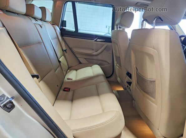 5UXWX9C57G0D65871 2016 BMW X3 Silver Rear interior view