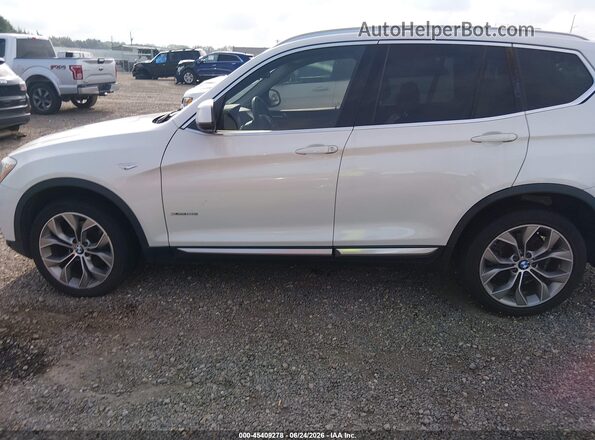 5UXWX9C57G0D79043 2016 BMW X3 White Vista interior de 360 grados