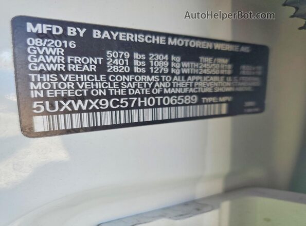 5UXWX9C57H0T06589 2017 BMW X3 White 360 interior view