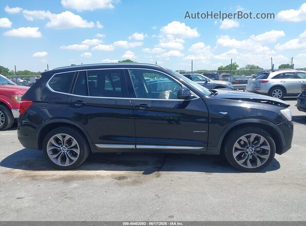5UXWX9C59G0D95082 2016 BMW X3 Black Вид задньої частини салону