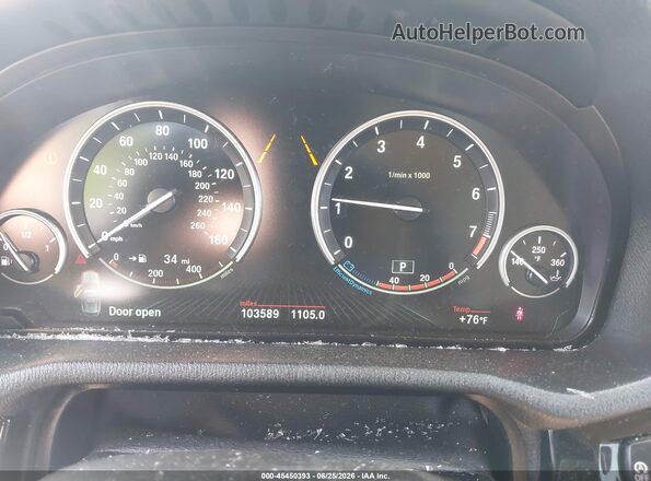 5UXWX9C5XH0T07428 2017 BMW X3 Blue Widok tylnych siedzeń