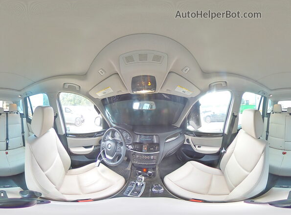 5UXWY3C5XG0N87201 2016 BMW X3 Silver Vista interior de 360 grados
