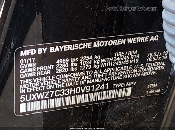 5UXWZ7C33H0V91241 2017 BMW X3 Black Widok komory silnika