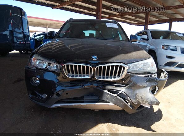5UXWZ7C33H0V91241 2017 BMW X3 Black Widok deski rozdzielczej