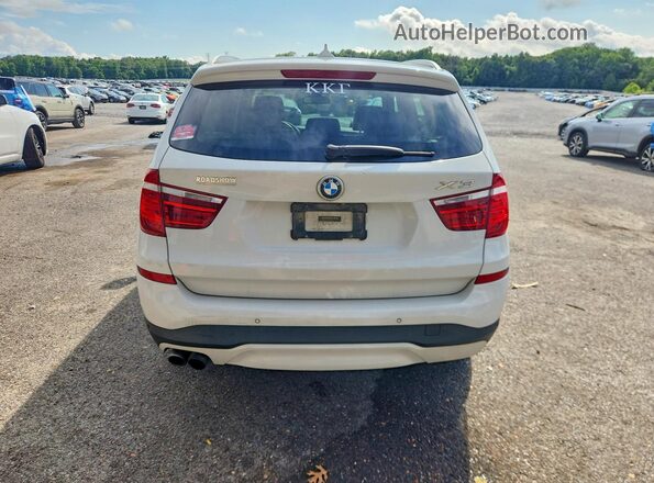 5UXWZ7C37H0V88679 2017 BMW X3 White Widok z tyłu